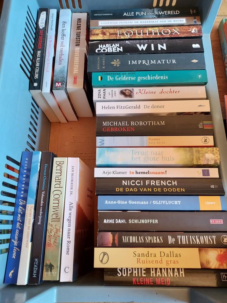 28 Mooie paperback in prima staat slechts € 12.50, Ophalen, Zo goed als nieuw, Verschillende onderwerpen