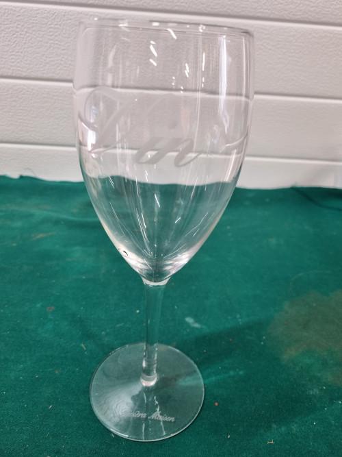 Wijnglas vin riviera maison, Verzamelen, Glas en Borrelglaasjes, Ophalen of Verzenden, 'T Olde Gre-j, Info@toldegrej.nl, Endepoelstraat 20f Didam