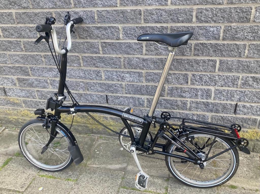 Nieuwstaat! BROMPTON 6 versnellingen, met beurt en garantie, Ophalen, Brompton, 16 tot 18 inch, Versnellingen