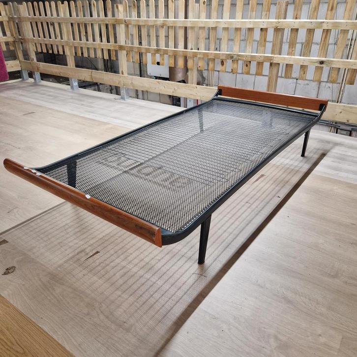 Retro Auping Cleopatra bed jaren '70, Huis en Inrichting, Slaapkamer | Bedden, Gebruikt, Eenpersoons, 90 cm, 200 cm, Metaal, Zwart