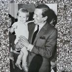 Z.K.H. Prins Claus met zijn zoon Prins Alexander - 7,50, Ophalen of Verzenden, Zo goed als nieuw, Nederland, Kaart, Foto of Prent