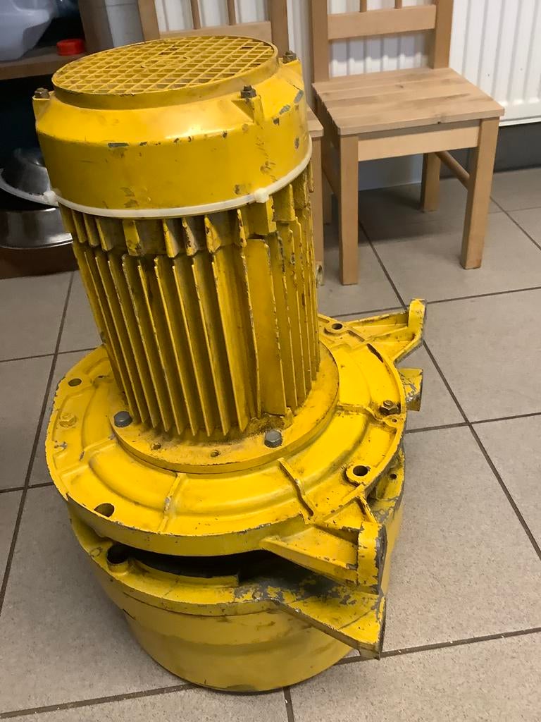 Electrische lier, Ophalen, Gebruikt, Elektrisch