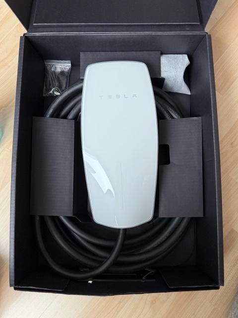 Tesla Wall Connector gen. 3, Auto diversen, Ophalen of Verzenden, Zo goed als nieuw, Laadpaal en Laadkabel