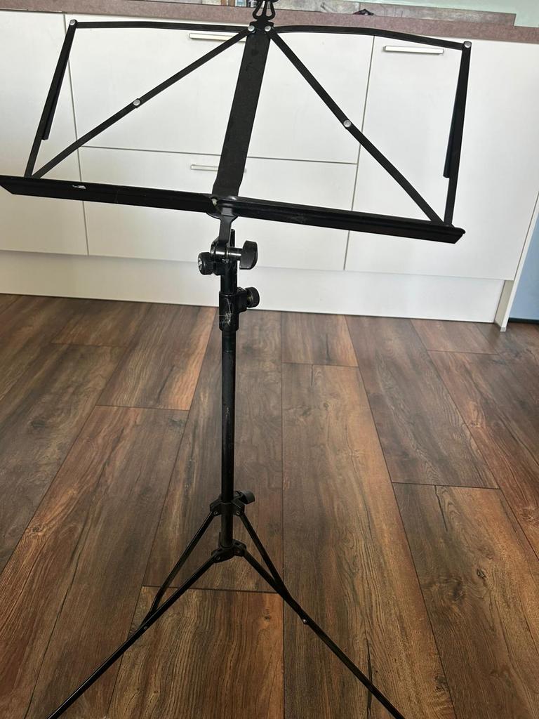 Verstelbare Lessenaar - Muziekstandaard, Muziek en Instrumenten, Standaards, Ophalen, Gebruikt, Muziekstandaard, Overige instrumenten