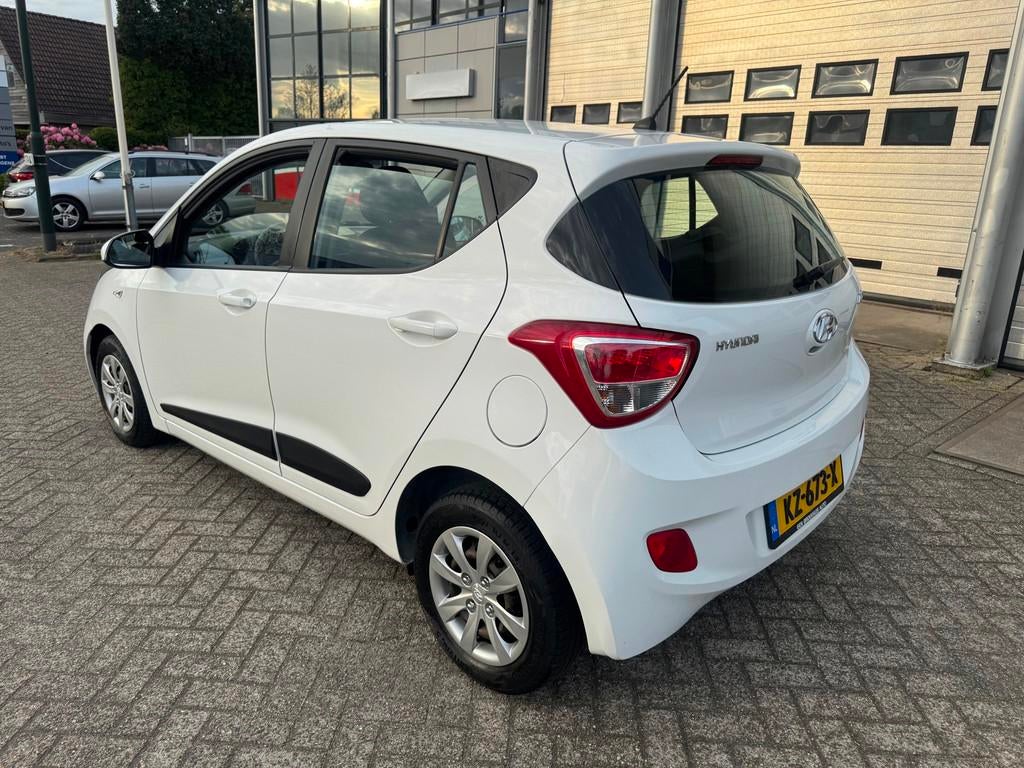 Hyundai I10 1.0i i-Motion Comfort Airco, Cruise control, NAP, Auto's, Voorwielaandrijving, Gebruikt, Origineel Nederlands, Bedrijf