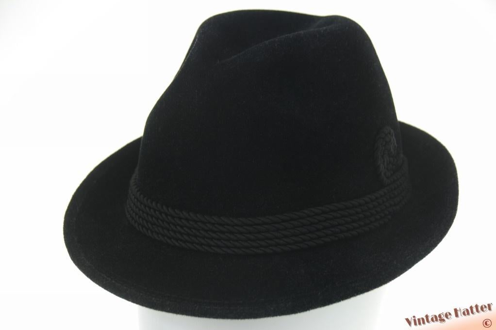 Vintage Gleufhoed Jacht trilby Iltis Wagener zwart velour 56, Iltis - Wägener, Hoed, Ophalen of Verzenden, 57 cm (M, 7⅛ inch) of minder