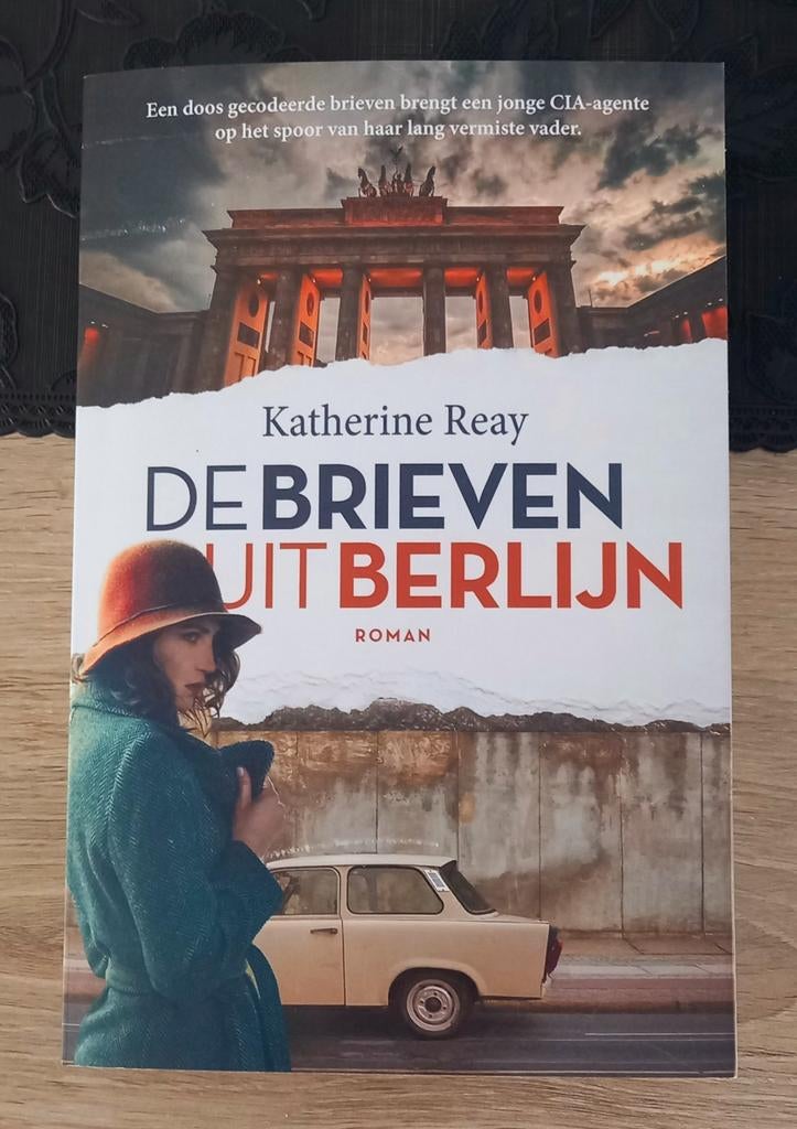 Katherine Reay- De brieven uit Berlijn zgan, Boeken, Ophalen of Verzenden, Zo goed als nieuw