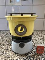 Ouderwets klein petroleumstel pastelgeel kooktoestel camping, Ophalen of Verzenden