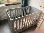 Woood ledikant - Grijs houten babybed, Ophalen, Gebruikt, Ledikant