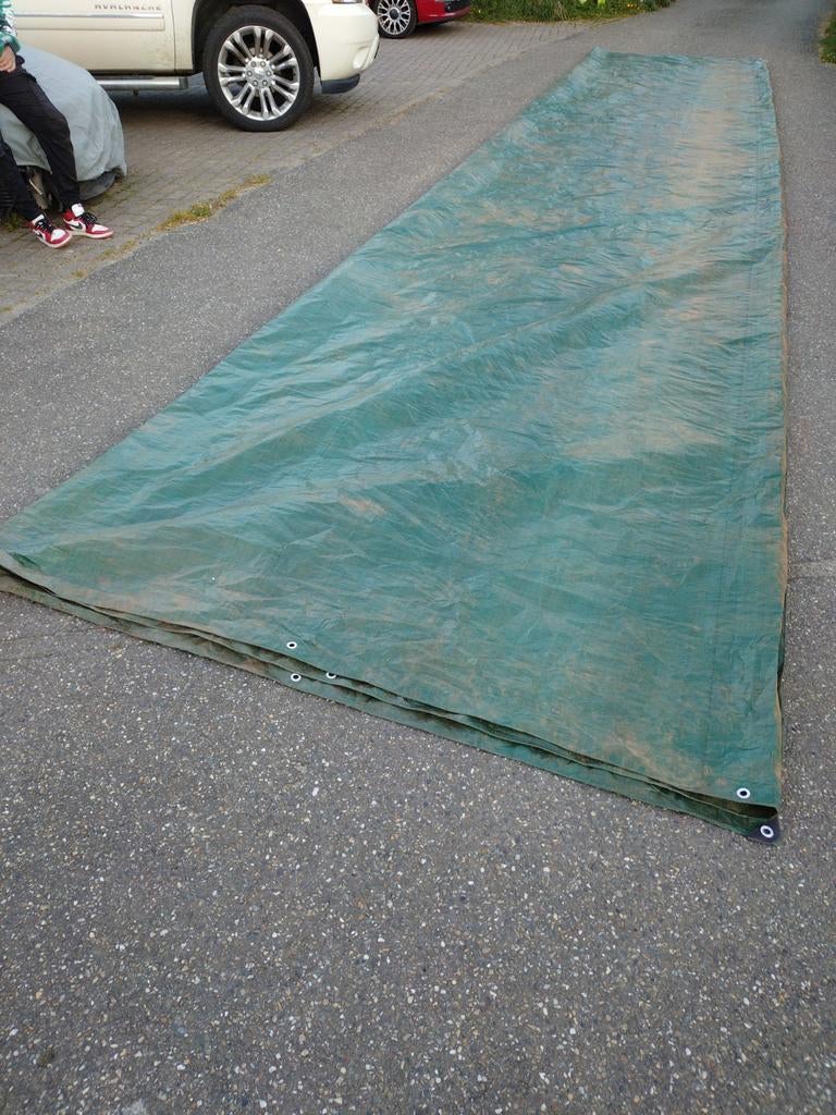 Groot groen zeil - Multifunctioneel afdekzeil, Doe-het-zelf en Verbouw, Zeil en Folie, Ophalen of Verzenden, Gebruikt, 15 m² of meer