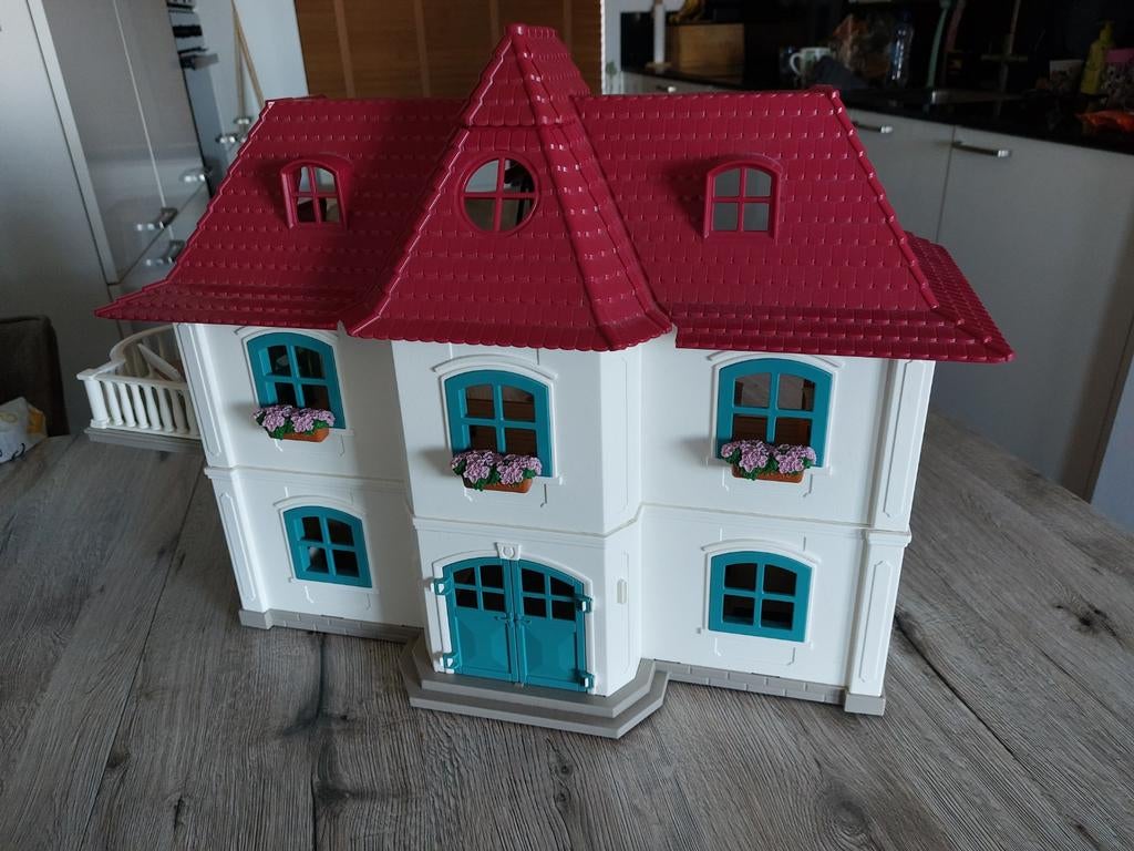Schleich huis, Ophalen, Poppenhuis