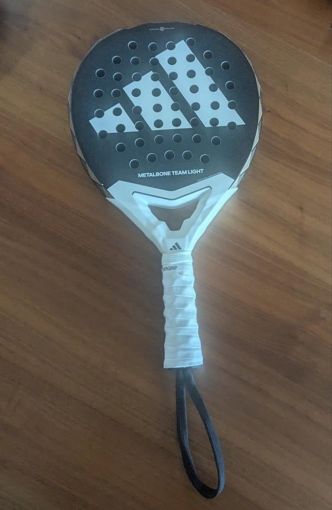 Adidas Metalbone Team Light 3.4 padelracket, Sport en Fitness, Padel, Ophalen of Verzenden