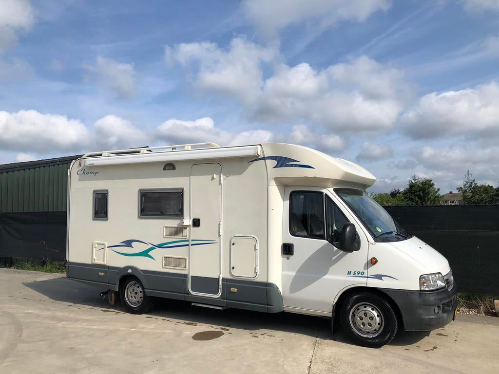 4pers Cristall H590 2.8JTD 113.000km Airco Vastbed Solar, Particulier, Tot en met 4, Half-integraal