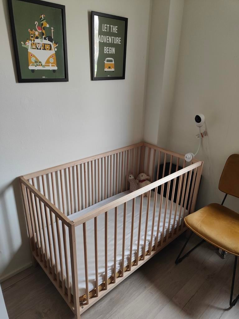 Ikea houten ledikant babybedje, Kinderen en Baby's, Babywiegjes en Ledikanten, Ophalen, Gebruikt, Ledikant