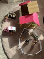 Houten Speelgoed Paardenstal met Roze Dak, Ophalen, Gebruikt, Meisje