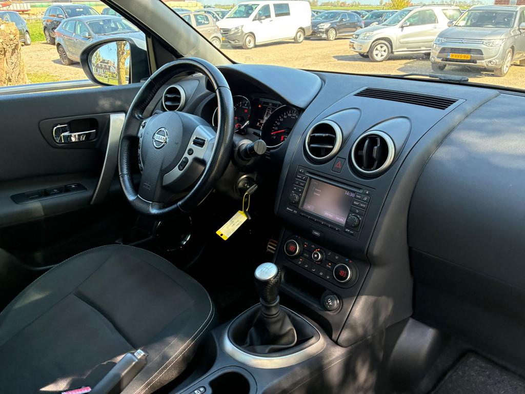 Nissan Qashqai 2.0 Connect Edition | Pano + 360 Camera + Cru, Auto's, Nissan, Euro 5, Stof, Gebruikt, Zwart
