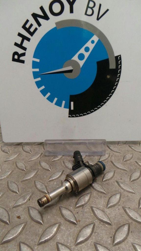VOLKSWAGEN PASSAT BRANDSTOF INJECTOR / VERSTUIVER 2012, Ophalen of Verzenden, Gebruikt, Stiba lid