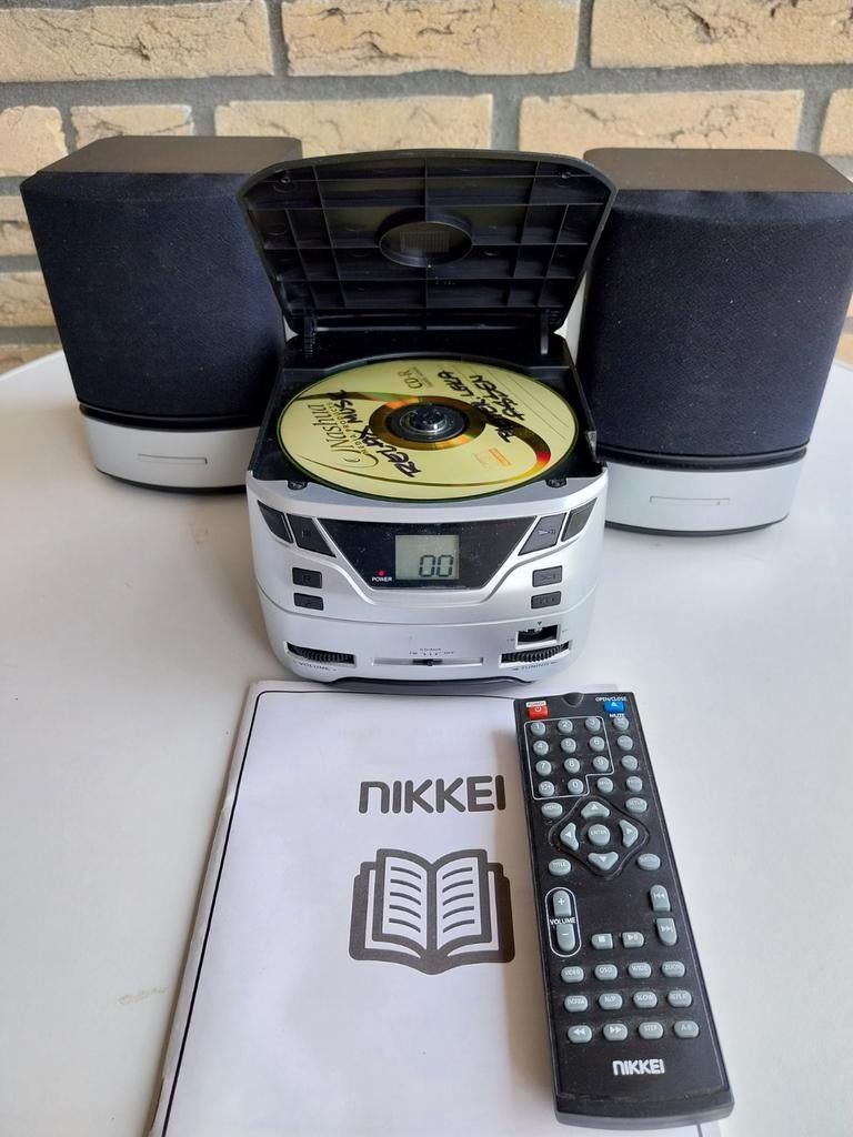 Nikkei Stereo Radio/CD Speler met Boxen en Afstandsbediening, Gebruikt, Tuner of Radio, Microset, Ophalen