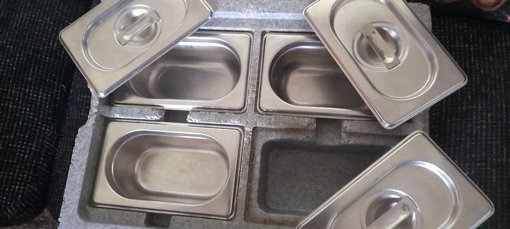 Warmhoudbox incl 3 schaaltjes rvs met deksel Bieden, Huis en Inrichting, Ophalen, Zo goed als nieuw, Overige materialen