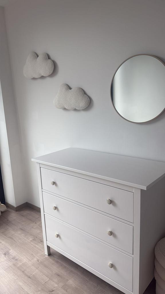 Witte commode met drie lades, Ophalen, 50 tot 70 cm, 105 cm of meer, Zo goed als nieuw