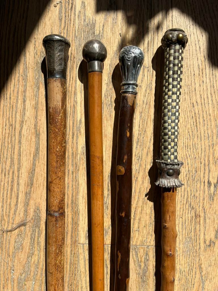 4 rechte wandelstokken met knop, Ophalen of Verzenden, Gebruikt