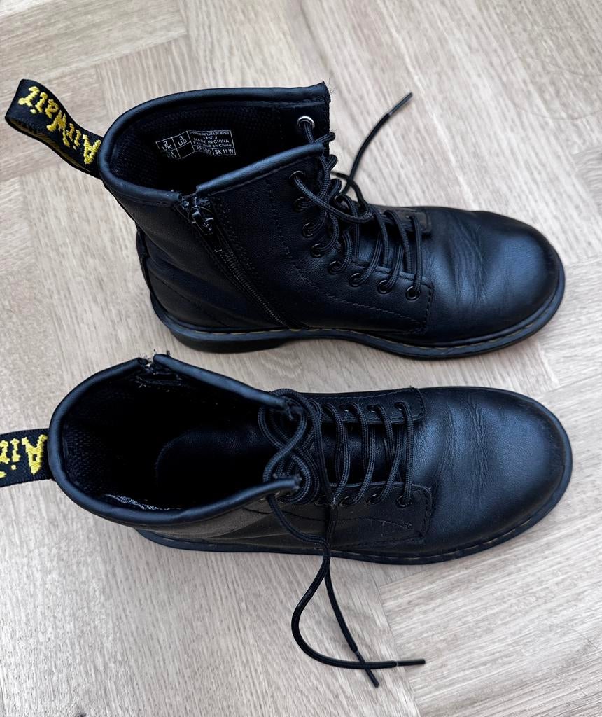 Dr. Martens kinderschoenen veterboots maat 34 zwart, Kinderen en Baby's, Ophalen of Verzenden, Gebruikt, Meisje, Schoenen
