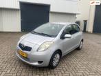 Toyota Yaris 1.0 VVT-i Terra / 5drs /, Voorwielaandrijving, 970 kg, 750 kg, Bedrijf