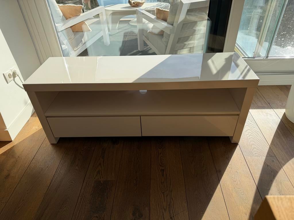 Ikea tv kastje, Huis en Inrichting, Complete inboedels, Ophalen