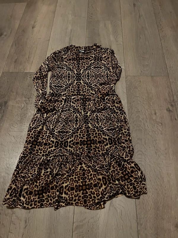 Leopard jurkje van Like Flo maat 128 (advr 5), Kinderen en Baby's, Kinderkleding | Maat 128, Meisje, Ophalen of Verzenden, Zo goed als nieuw