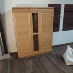 Legkast met glazen deurtjes, Ophalen