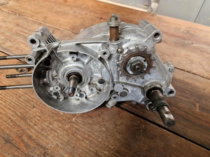 Kreidler 5 bak direct motorblok, in perfecte staat origineel, Fietsen en Brommers, Brommeronderdelen | Kreidler, Zo goed als nieuw