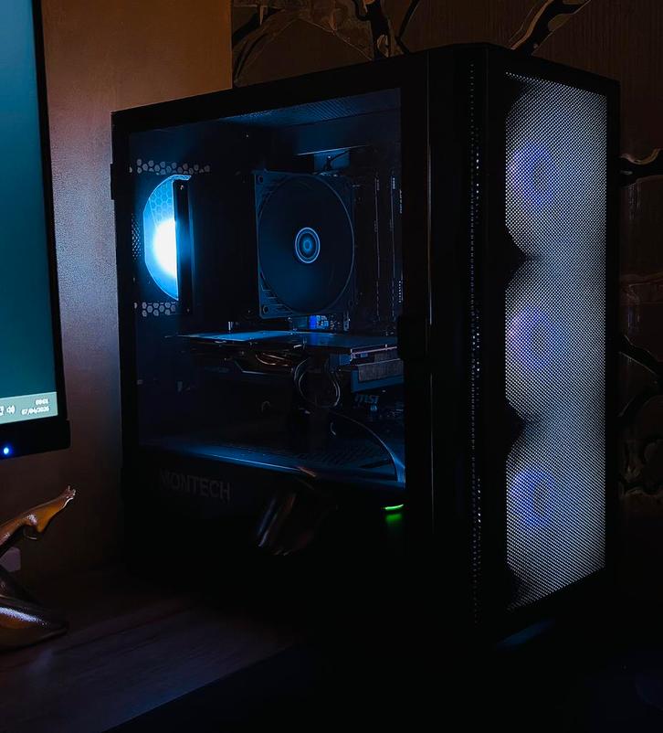 Gaming PC | Gebruikt, Computers en Software, Desktop Pc's, Gebruikt, 3 tot 4 Ghz, SSD, 32 GB, Met videokaart, Gaming, Ophalen