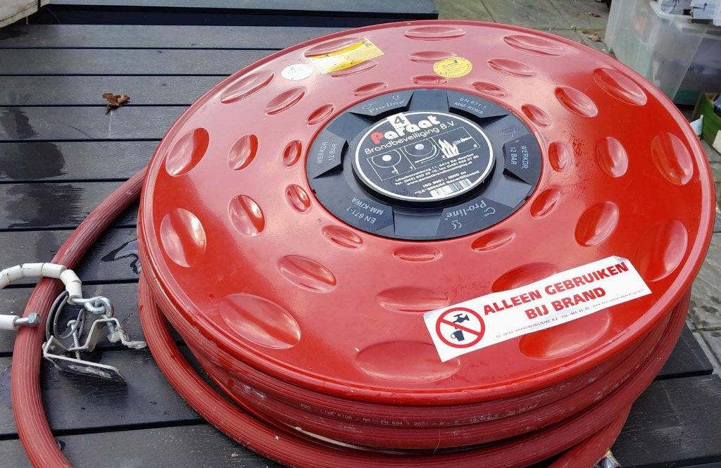 Paraat brandslanghalspel - 30 meter, Ophalen, Zo goed als nieuw