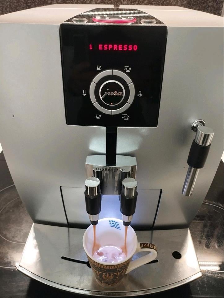 Jura Impressa J5 koffiezetapparaat, Ophalen, Koffiemachine