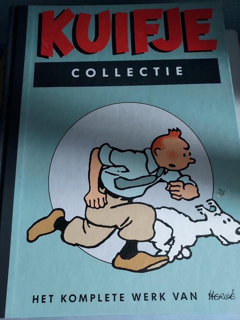 Kuifje collectie 8 boeken met drie verhalen € 25.-, Meerdere stripboeken, Ophalen of Verzenden, Gelezen