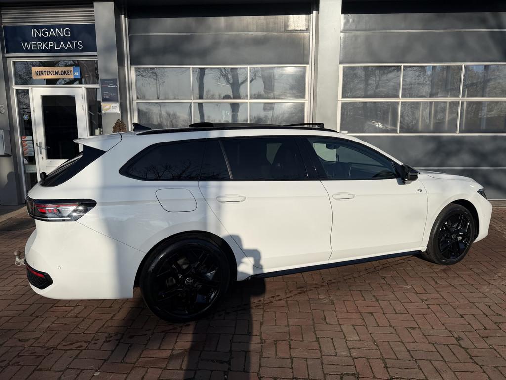 Volkswagen Passat Variant 1.5 eHybrid R-Line Edition | 272 P, Auto's, Euro 6, 4 cilinders, Wit, Origineel Nederlands