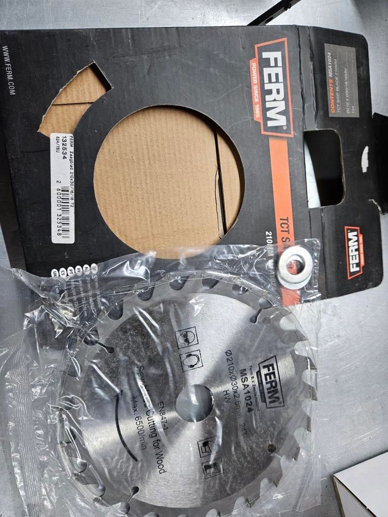 Ferm zaagblad 210mm nieuw, Cirkelzaag, 70 mm of meer, Nieuw, Ophalen of Verzenden