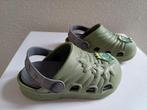 Crocs legergroen maat 24 met dino's, Ophalen of Verzenden, Jongetje, Gebruikt, Schoentjes