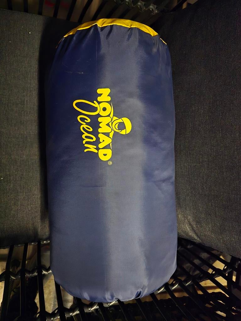 Aangeboden nomad slaapzak als nieuw, Caravans en Kamperen, Ophalen of Verzenden, Zo goed als nieuw