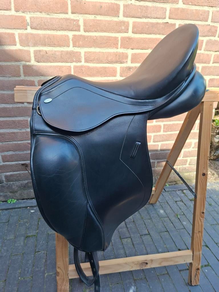 Dressuurzadel Kentaur Elektra 18 inch W, Dieren en Toebehoren, Ophalen, Gebruikt, Dressuur