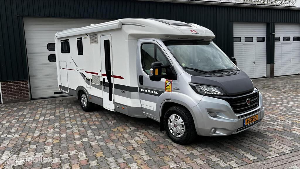 ADRIA CORAL S 670SL Supreme/177PK3.0L/Trekhaak/Solar/Lithium, Caravans en Kamperen, Campers, Bedrijf, Adria, Half-integraal, Handgeschakeld