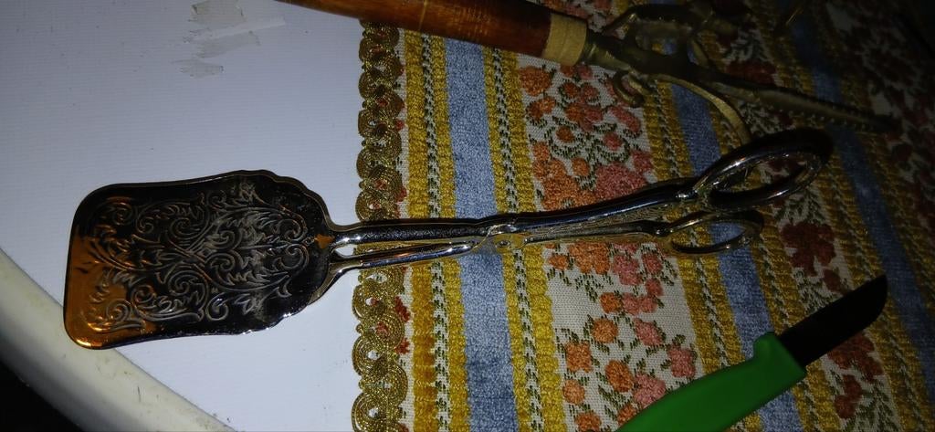 Zilverkleurige taartschep met decoratie, Ophalen of Verzenden