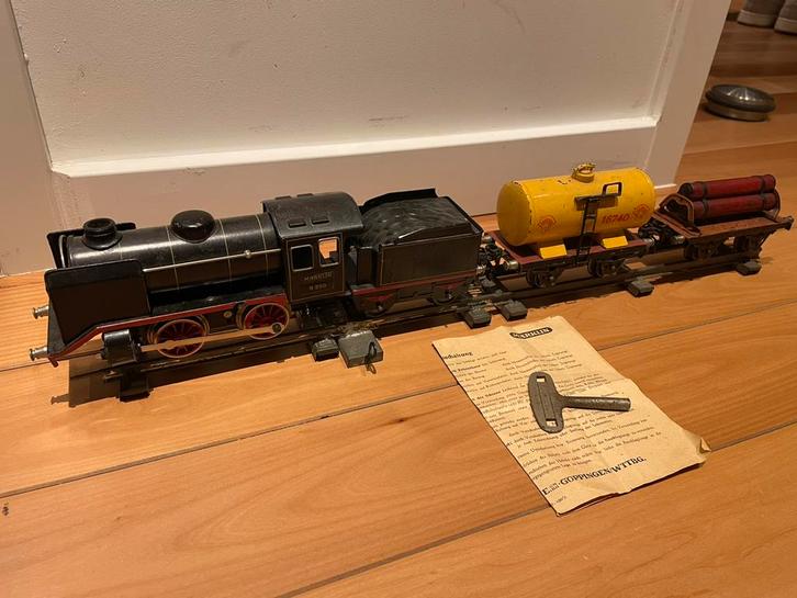 Marklin Uhrwerk Lokomotive spoor 0 prachtig stukje!, Hobby en Vrije tijd, Modeltreinen | Overige schalen, Zo goed als nieuw, Wisselstroom