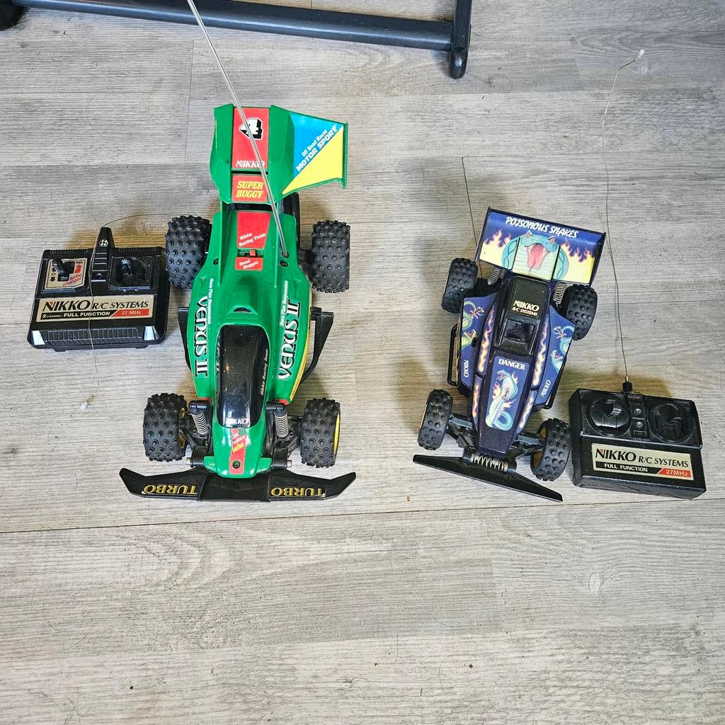 2 Nikko RC auto's met afstandsbediening - Vintage, Elektro, Gebruikt, Auto offroad, Ophalen of Verzenden
