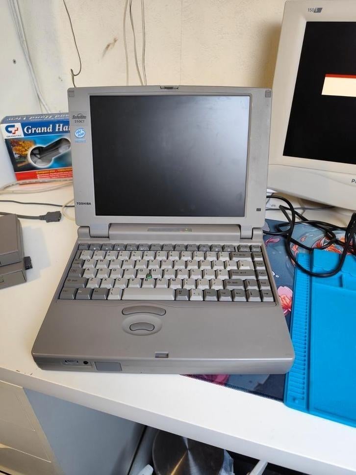 Toshiba satellite 210CT pentium 1 laptop, Computers en Software, Ophalen