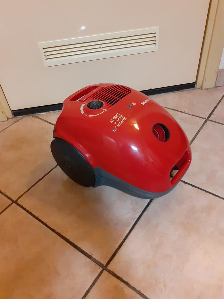 Te koop zeer goed onderhouden Siemens stofzuiger, Ophalen of Verzenden, Zo goed als nieuw