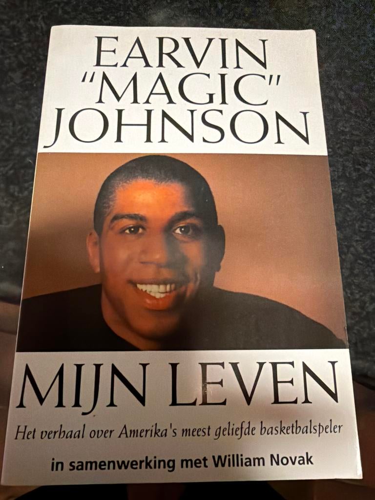 HKL.  Earvin "Magic" Johnson - Mijn Leven (Autobiografie), Ophalen of Verzenden, Zo goed als nieuw, Sport