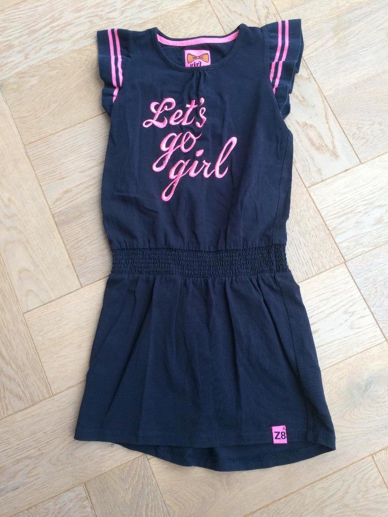 ZGAN zomerjurkje Z8 "let's go girl" 116/122, Kinderen en Baby's, Kinderkleding | Maat 116, Meisje, Z8, Ophalen of Verzenden, Zo goed als nieuw