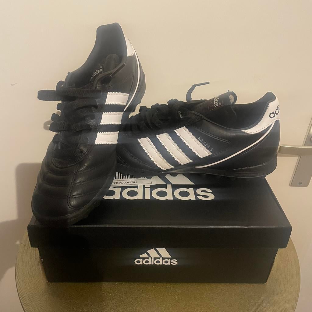 Adidas Kaiser 5., Ophalen, Schoenen, Maat L, Zo goed als nieuw