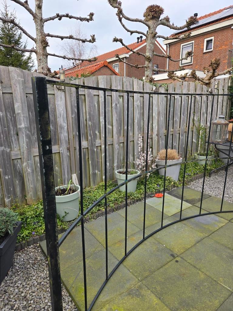 Smeedijzeren rozenboog handgemaakt, Ophalen, IJzer, Sierhekwerk